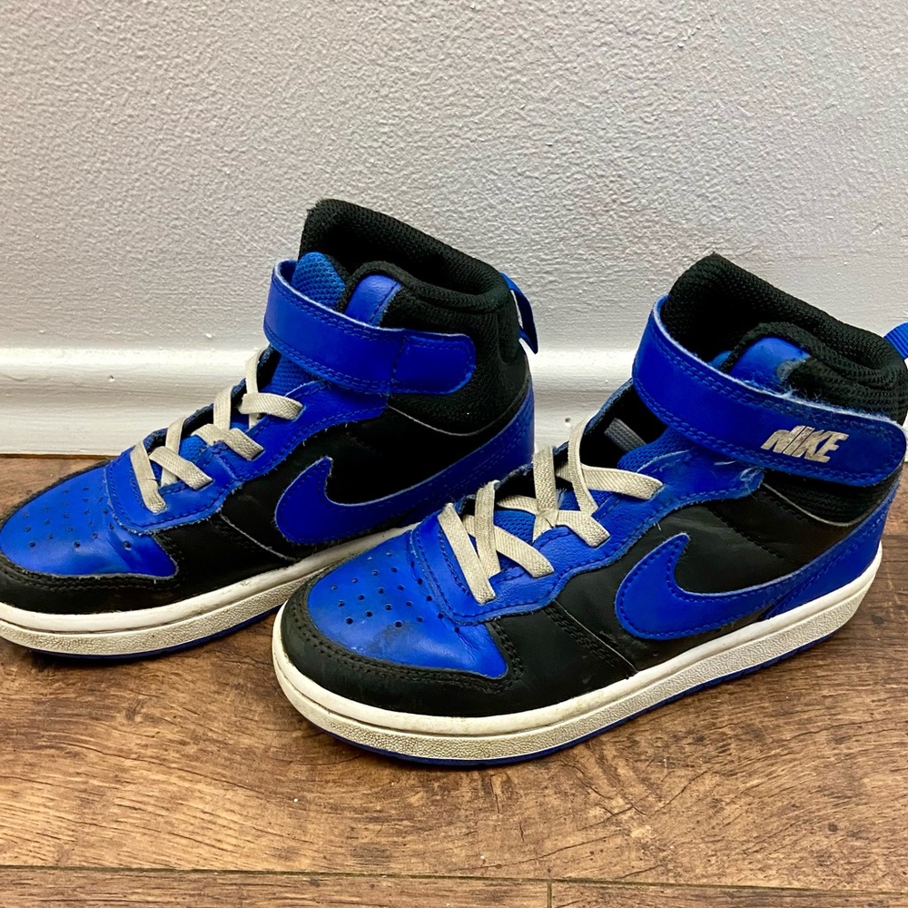 Boys NIKE shoes Size 12 Kids